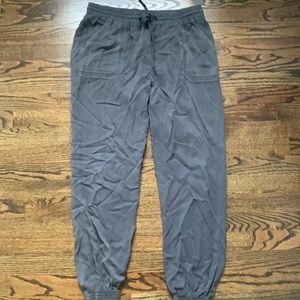 Gray Jogger Pants - small